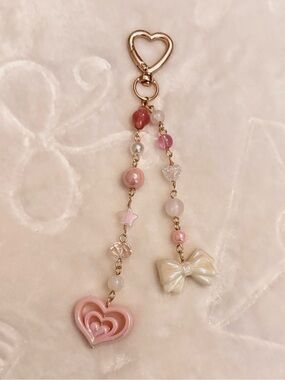 Heart & Bow Charm Keychain 💗🎀